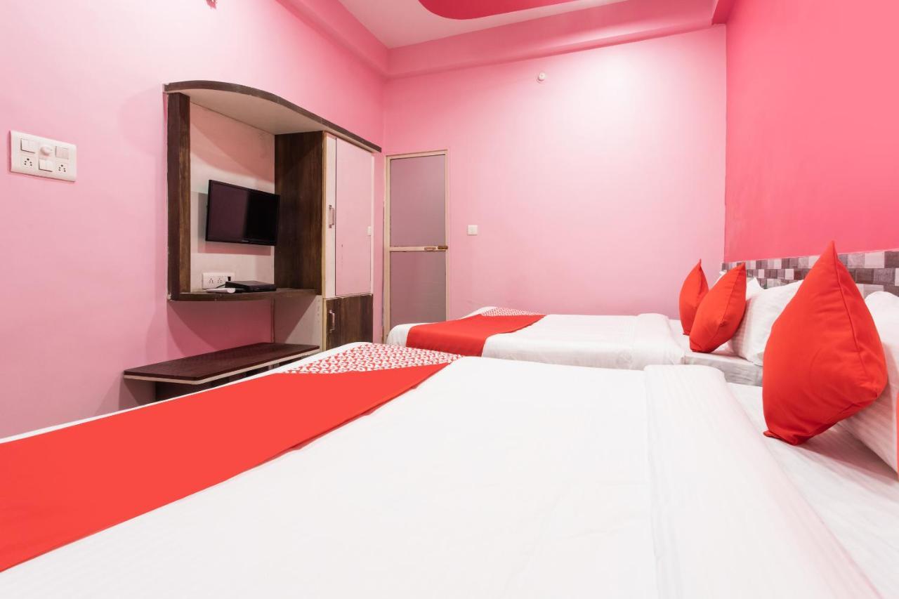 Oyo 14594 Hotel Amaltas 乌贾因 外观 照片